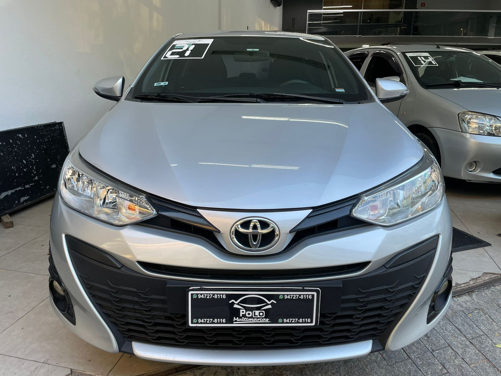 Toyota Yaris Hatch Prata