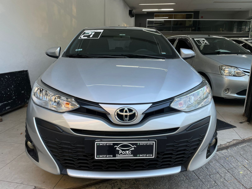 Toyota Yaris Hatch Prata