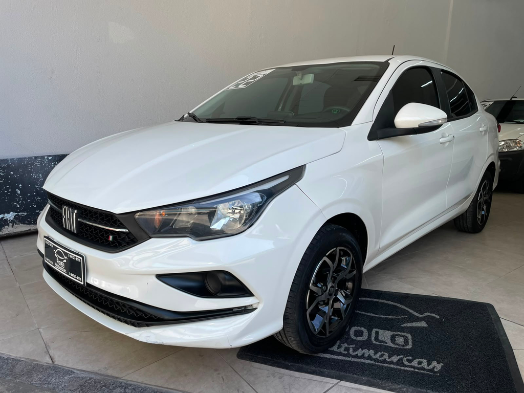 Fiat Cronos Branco
