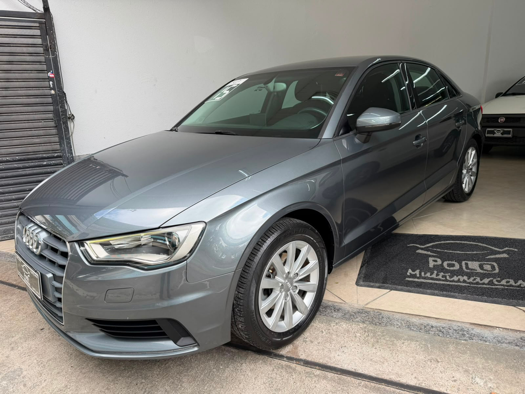 Audi A3 Cinza