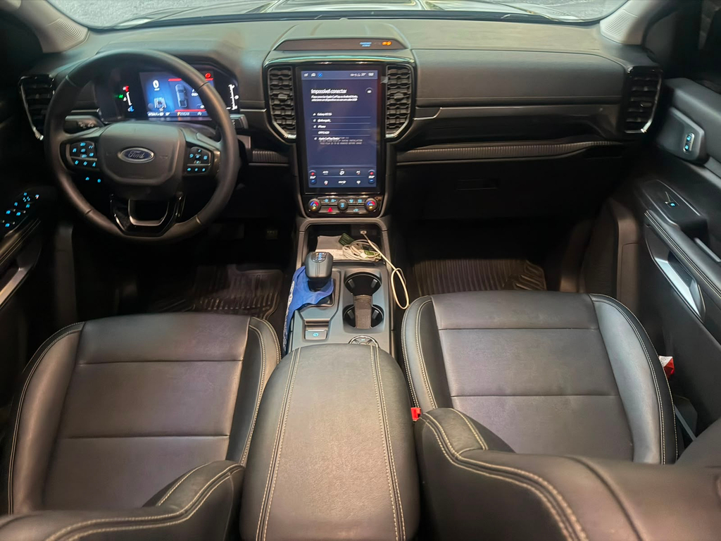 Ford Ranger Cinza