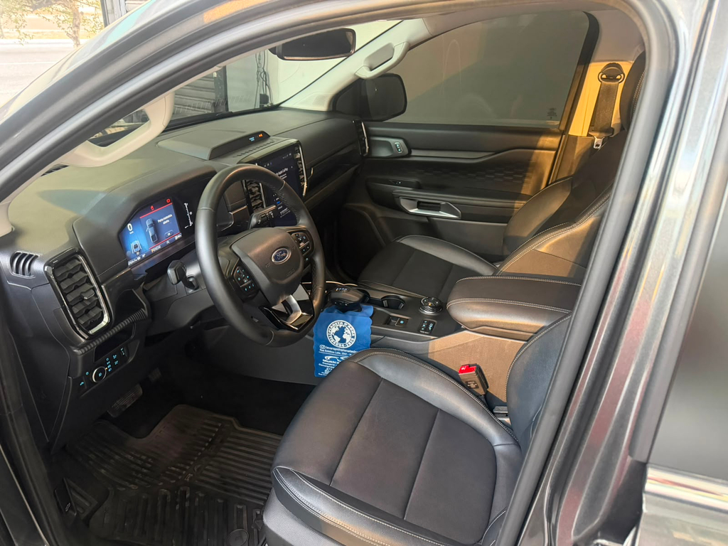 Ford Ranger Cinza