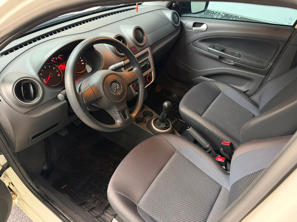 Volkswagen Gol Branco