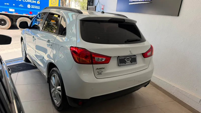 Mitsubishi ASX Branco
