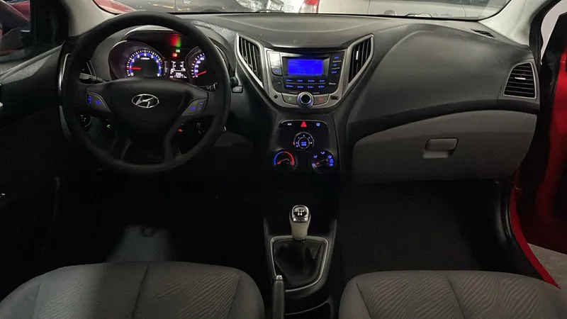 Hyundai HB20 Vermelho