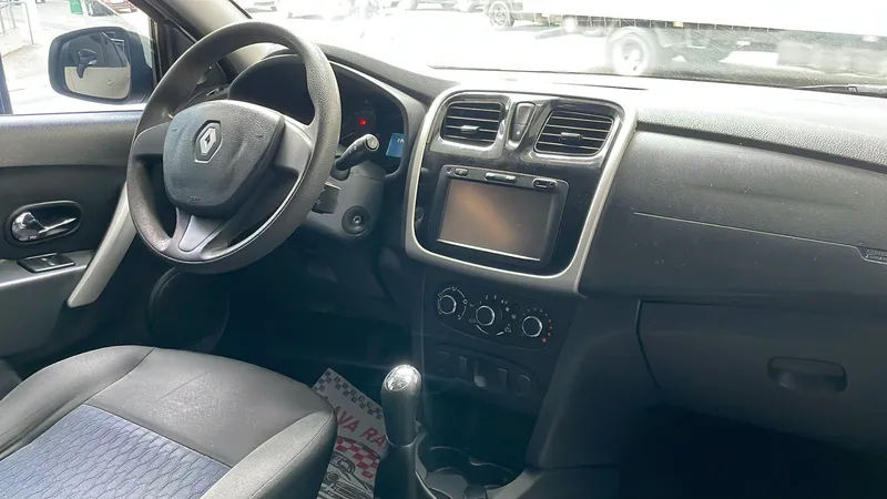 Renault Sandero Branco