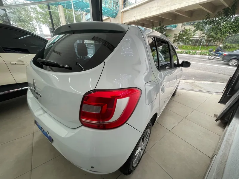Renault Sandero Branco