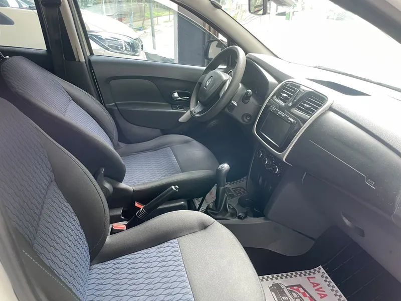 Renault Sandero Branco