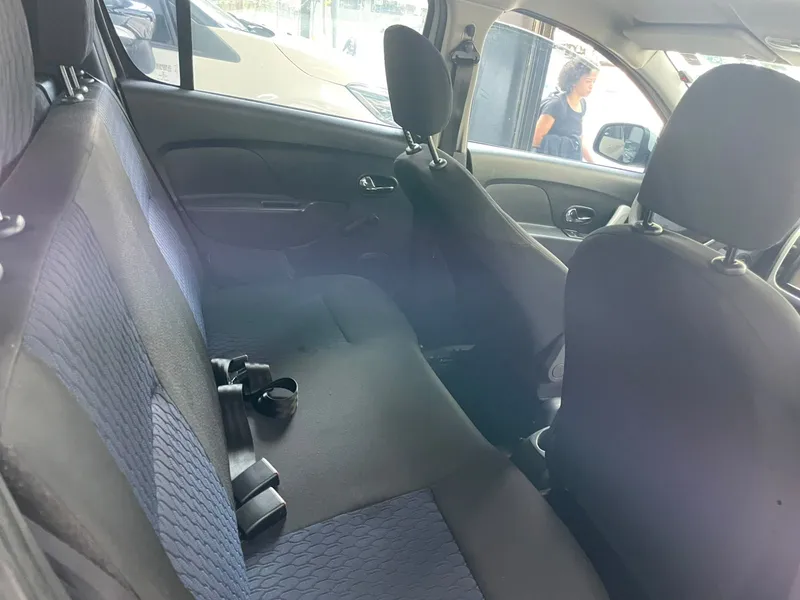 Renault Sandero Branco