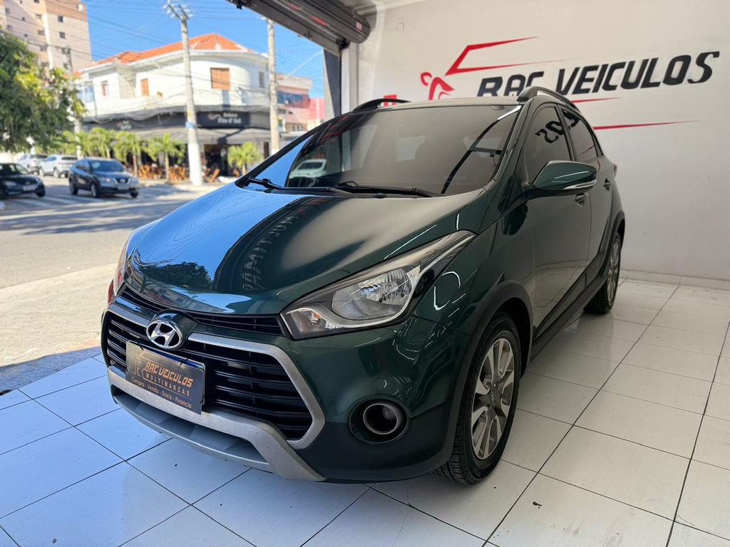 Hyundai HB20X Verde