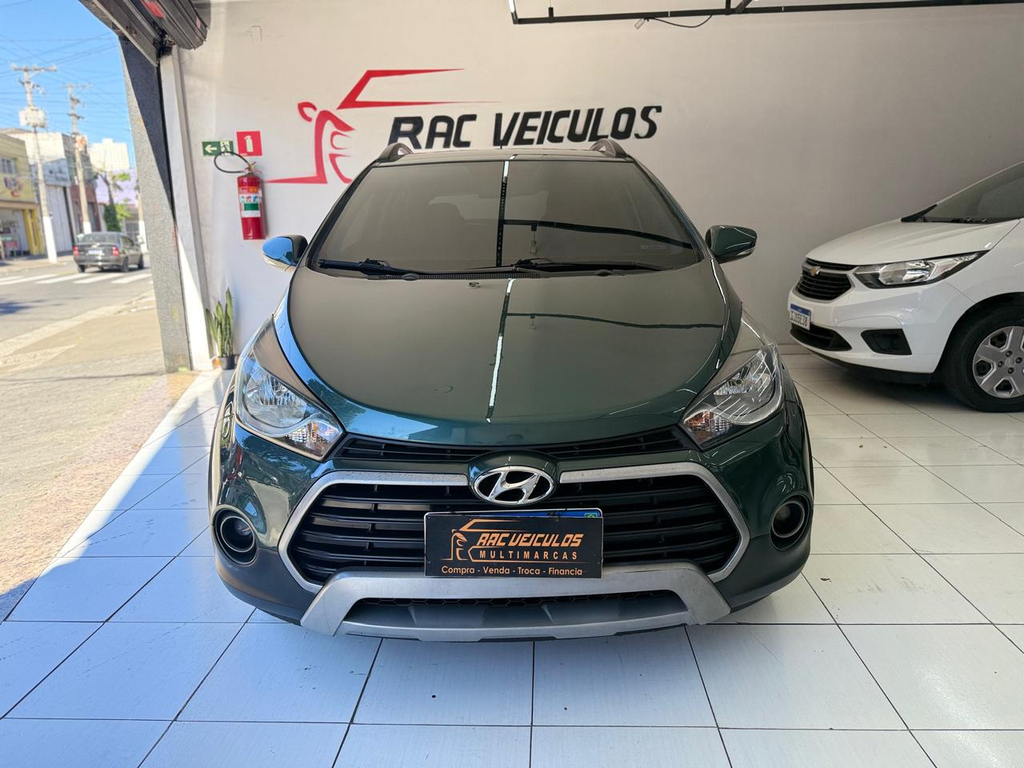 Hyundai HB20X Verde