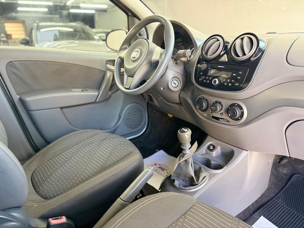 Fiat Palio Prata