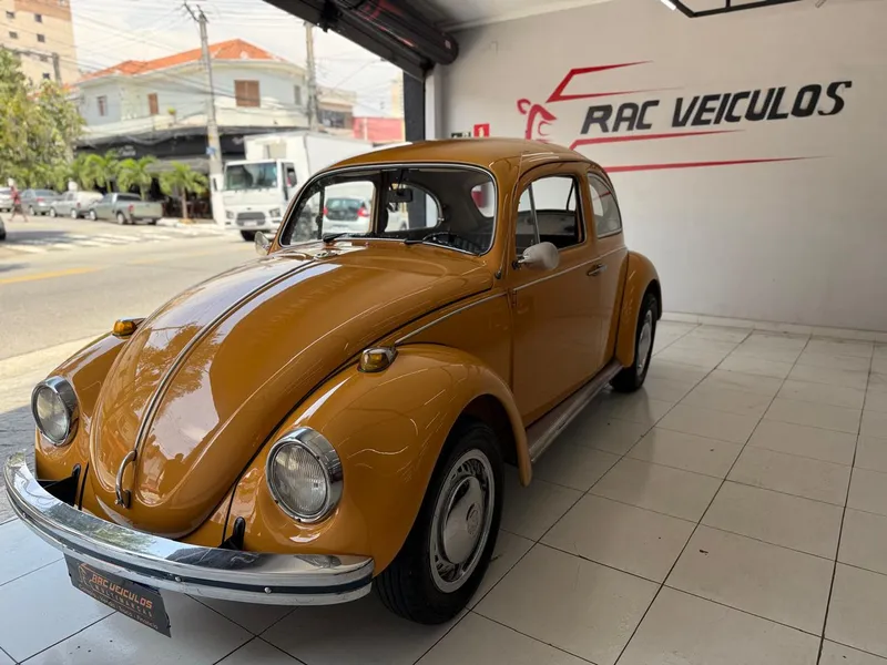Volkswagen Fusca Amarelo