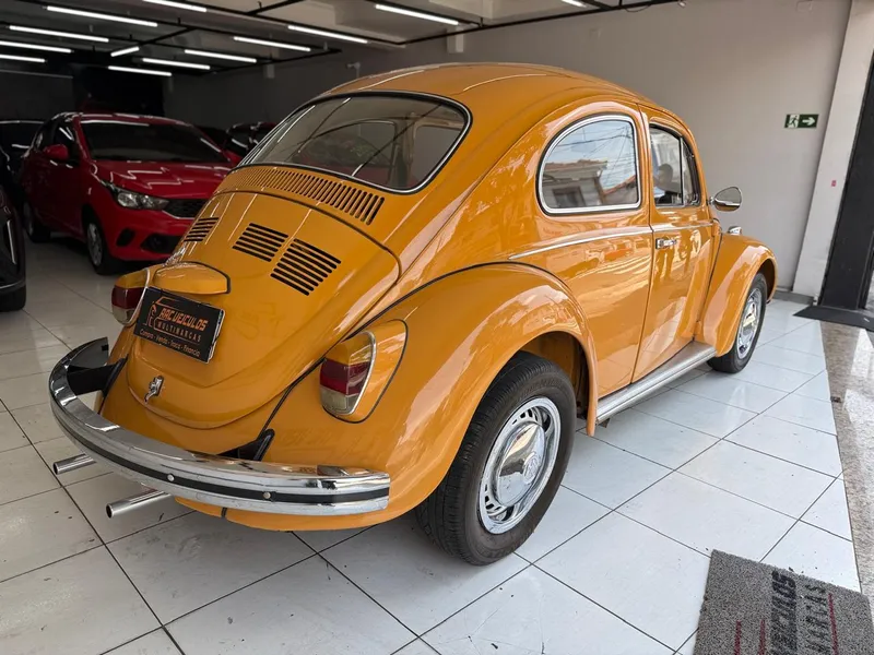 Volkswagen Fusca Amarelo