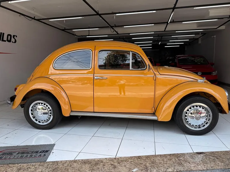 Volkswagen Fusca Amarelo