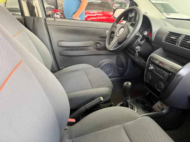 Volkswagen Fox Cinza