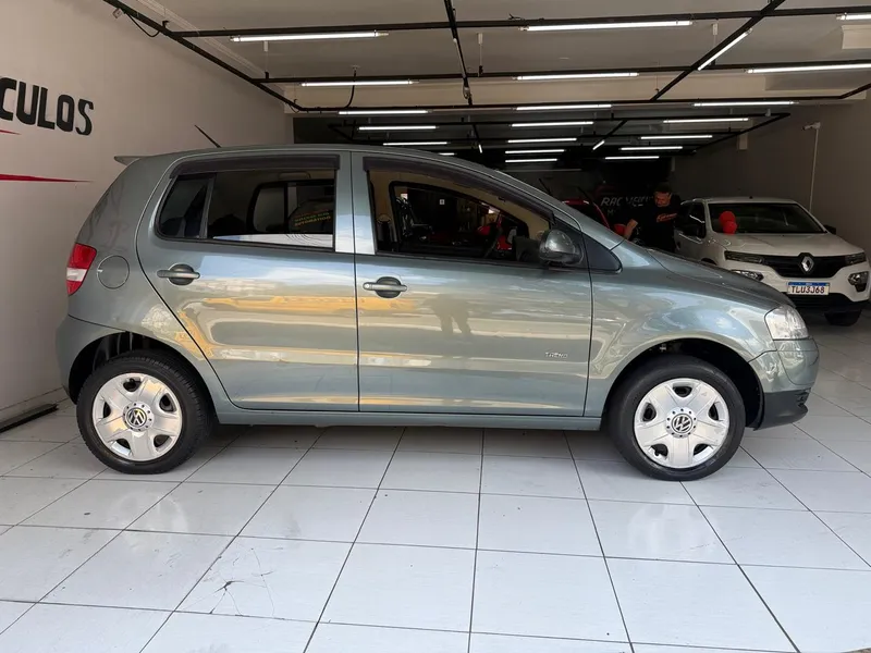 Volkswagen Fox Cinza