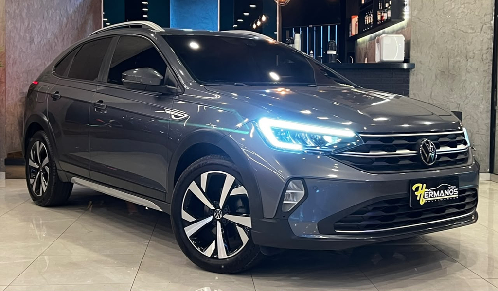 Volkswagen Nivus Cinza