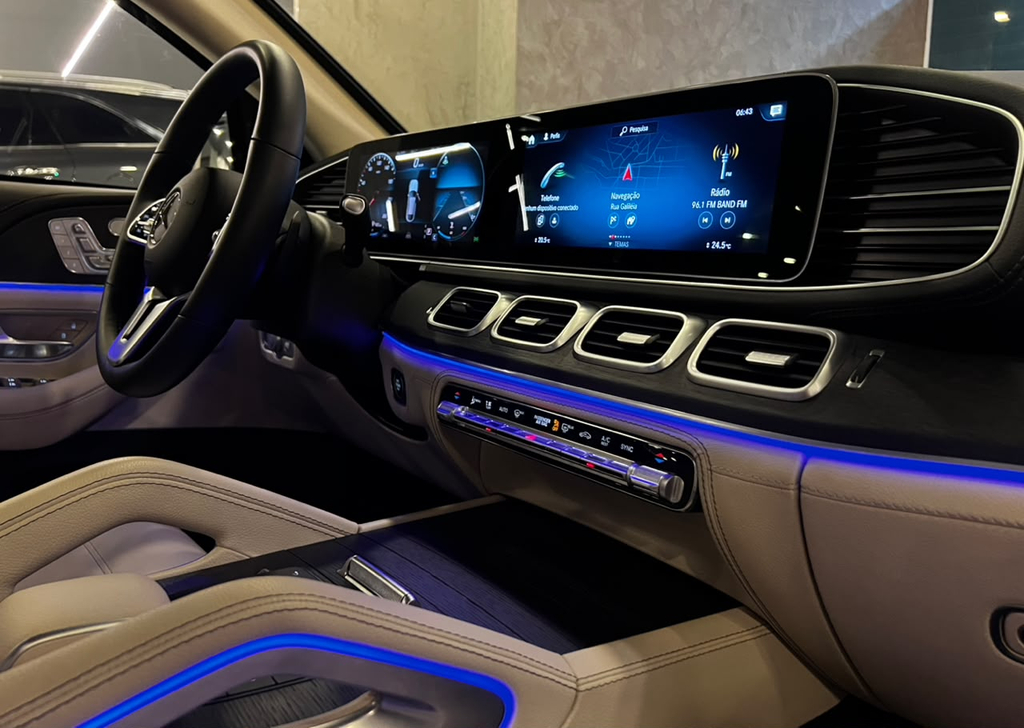 Mercedes Benz GLE-400d Branco