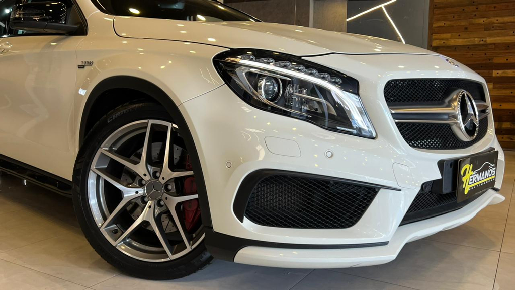 Mercedes Benz GLA 45 Branco