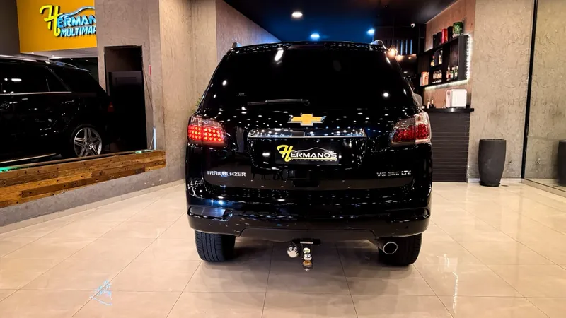 Chevrolet TrailBlazer Preto