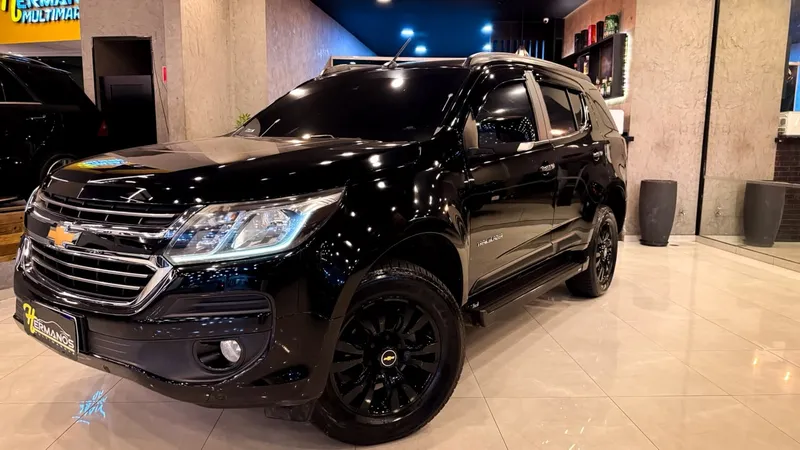 Chevrolet TrailBlazer Preto
