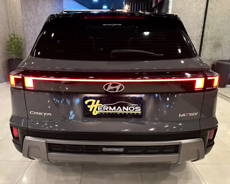 Hyundai Creta Cinza