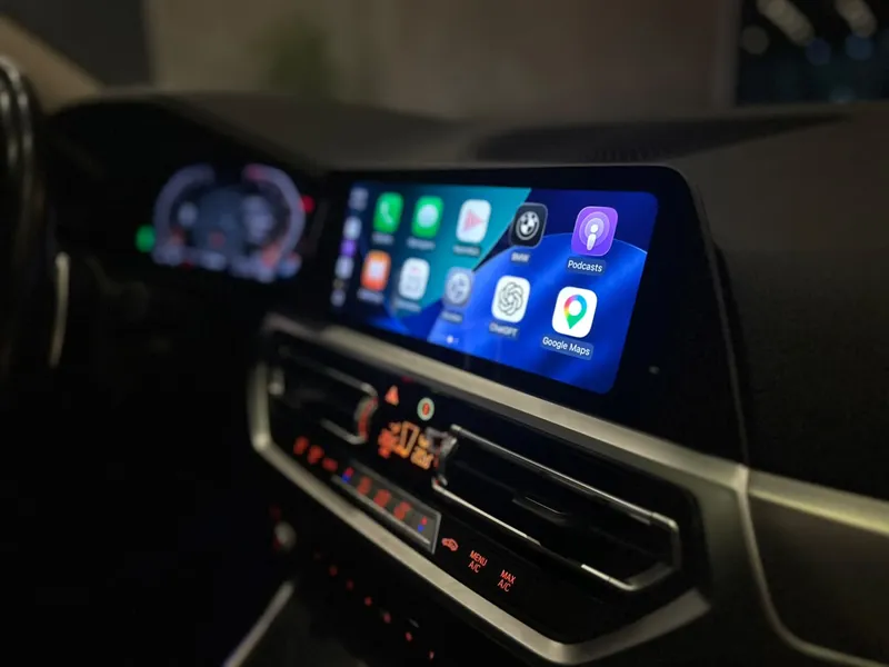 BMW Série 3 Cinza