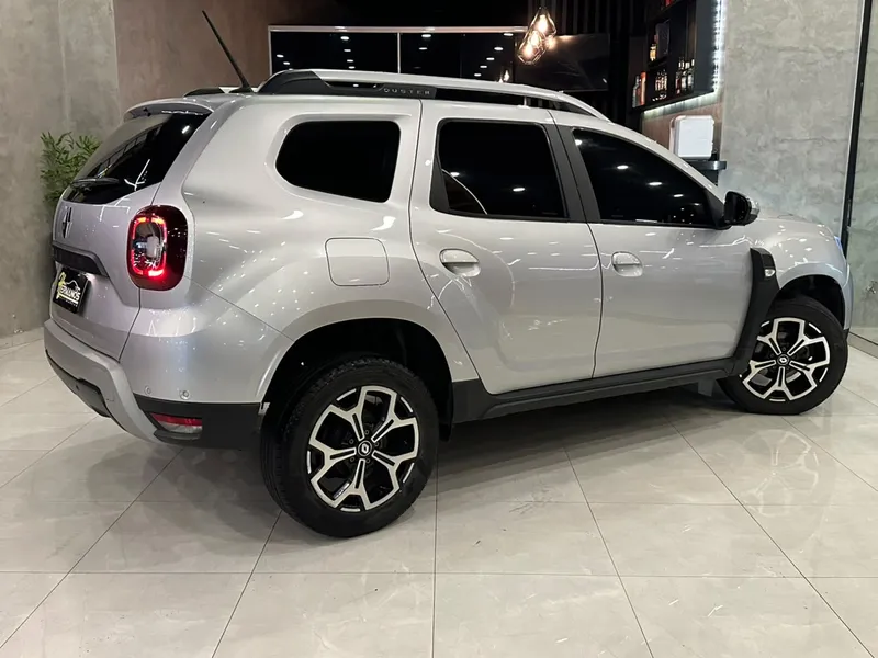 Renault Duster Prata