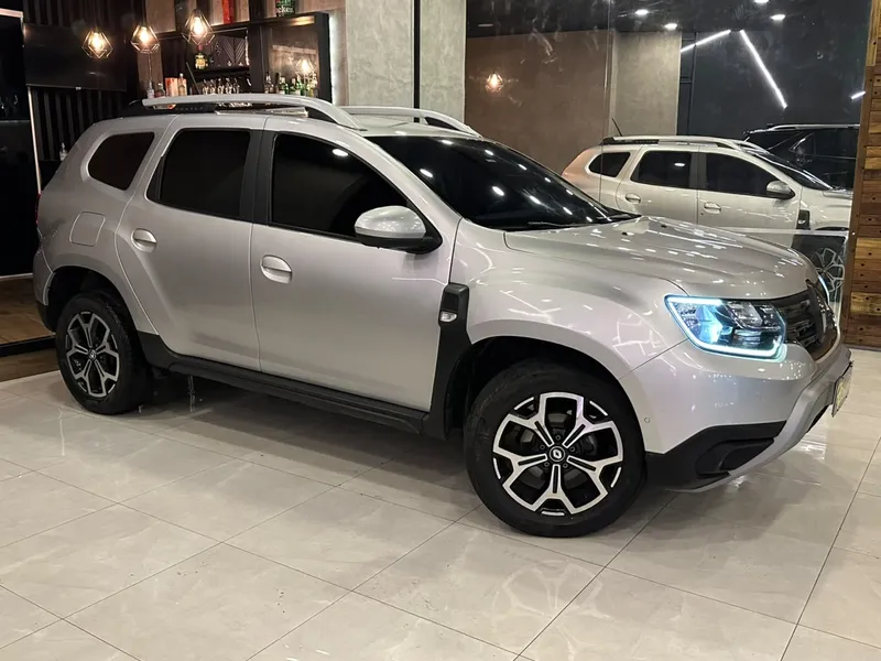 Renault Duster Prata