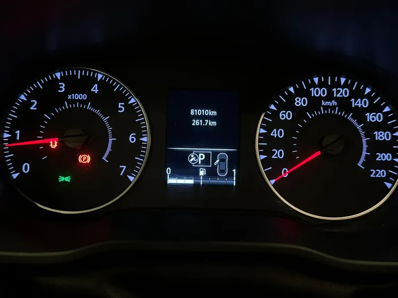 Renault Duster Prata