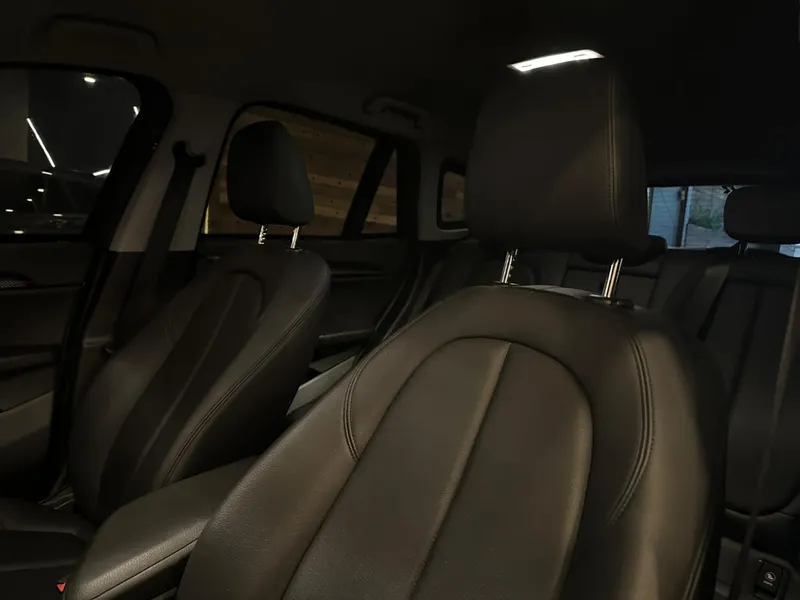 BMW X1 Cinza