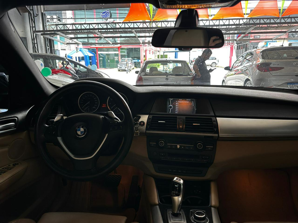 BMW X6 Preto