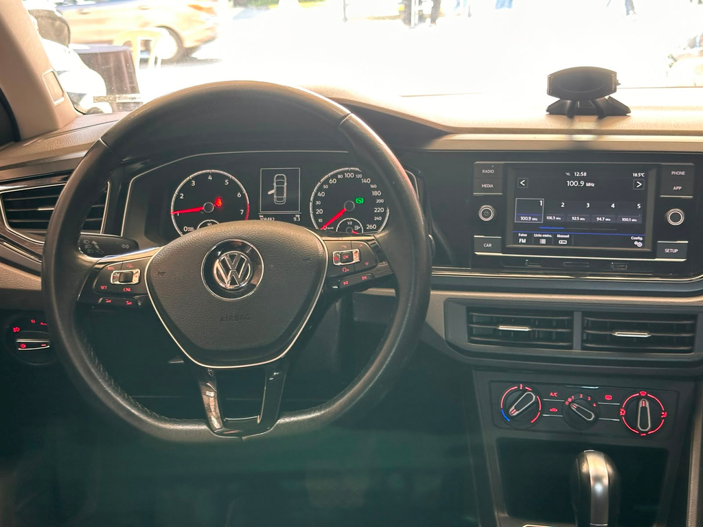 Volkswagen Virtus Branco