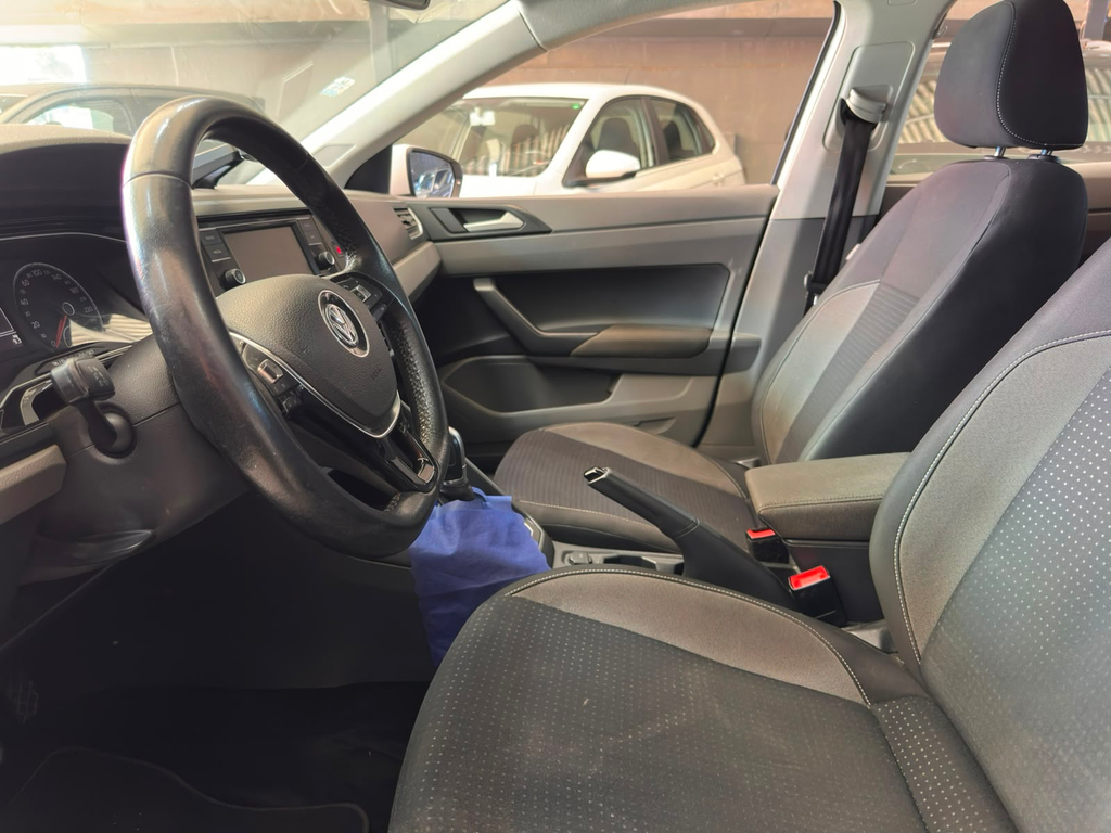 Volkswagen Virtus Branco