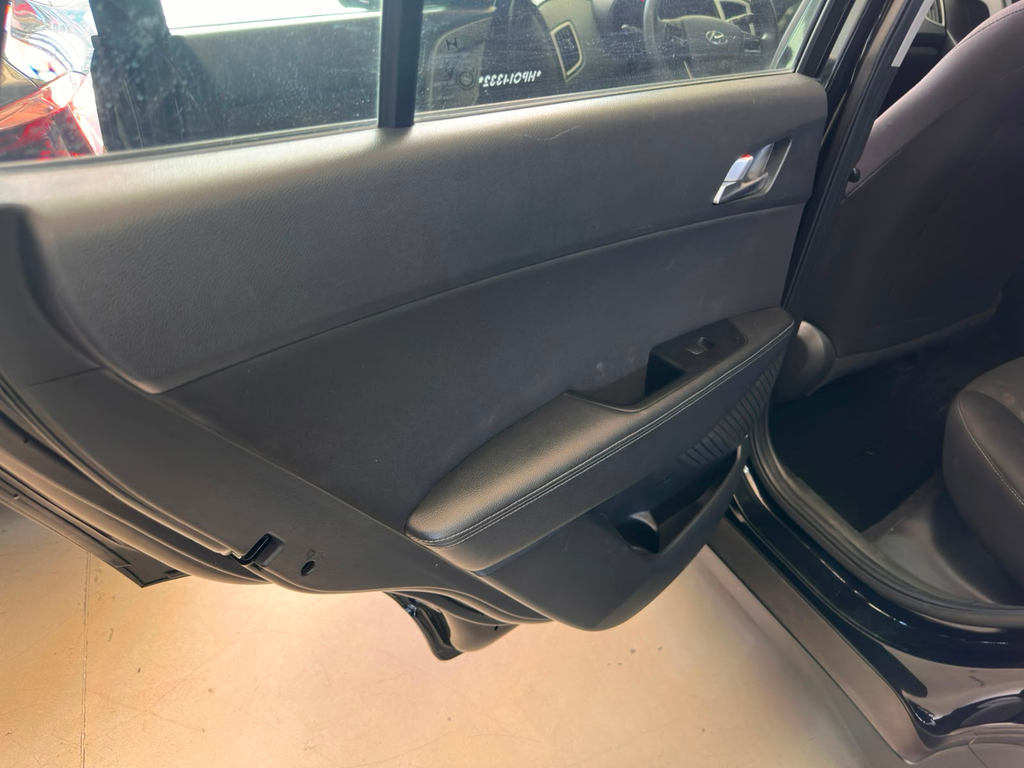 Hyundai Creta Preto