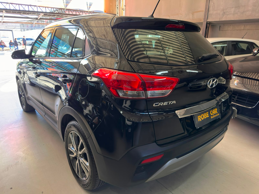 Hyundai Creta Preto