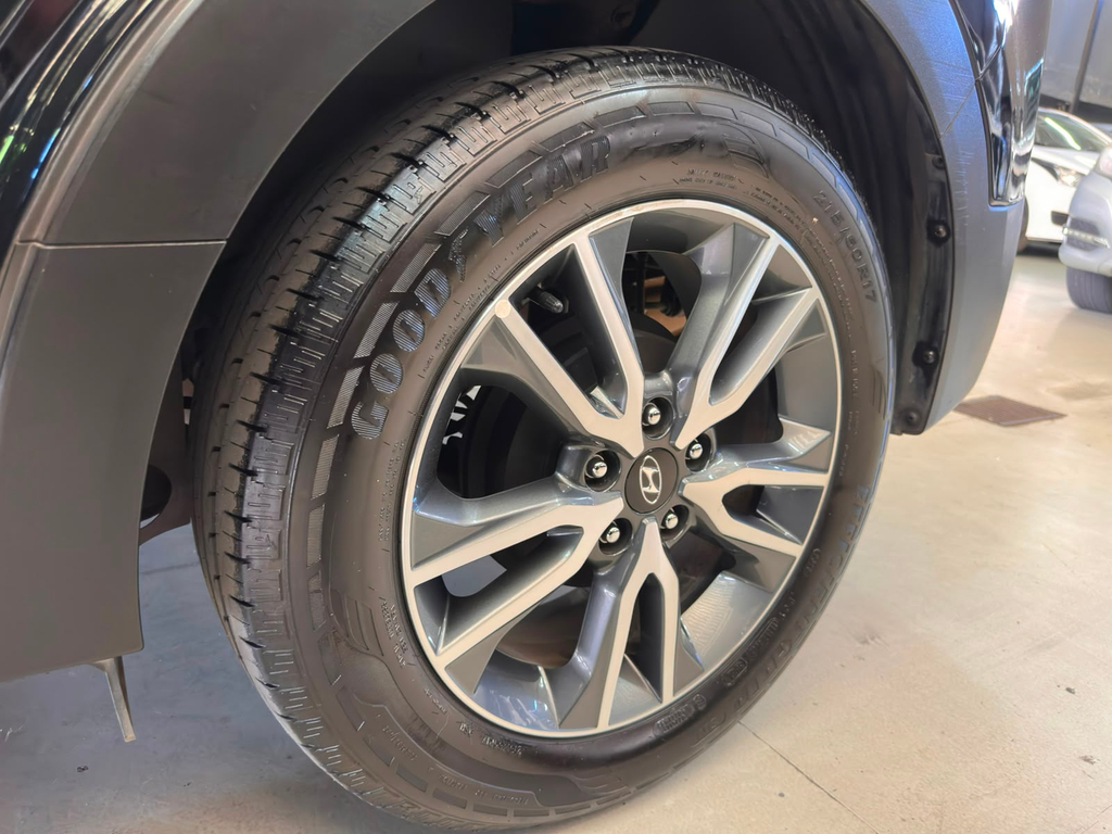 Hyundai Creta Preto