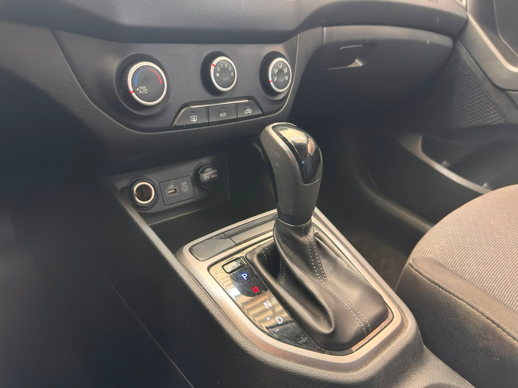 Hyundai Creta Preto