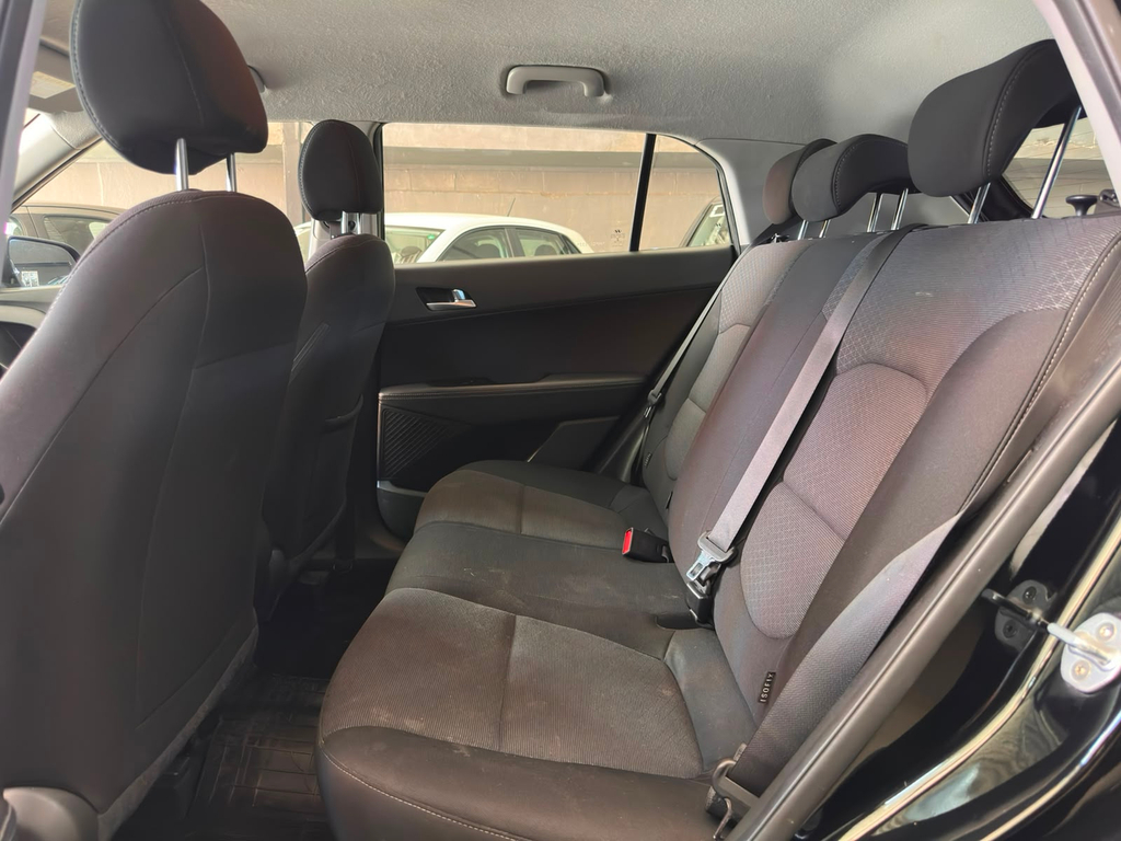 Hyundai Creta Preto