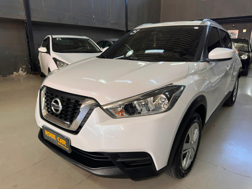 Nissan Kicks Branco