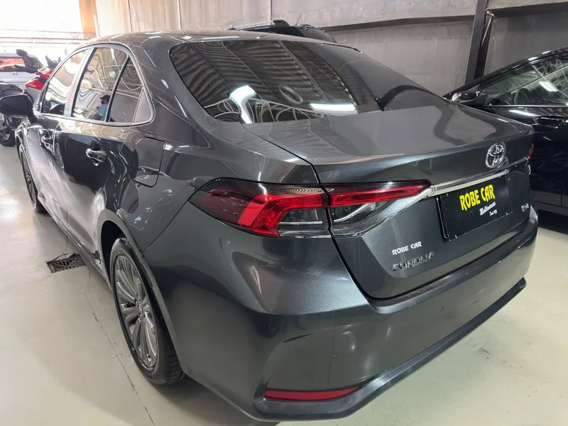 Toyota Corolla Cinza