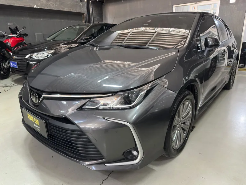 Toyota Corolla Cinza