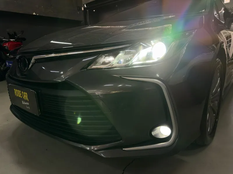 Toyota Corolla Cinza