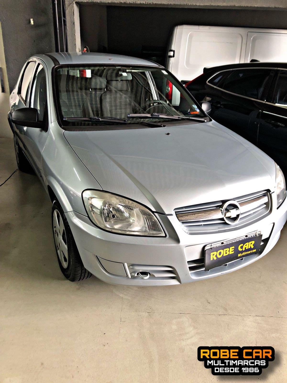 Chevrolet Prisma Prata