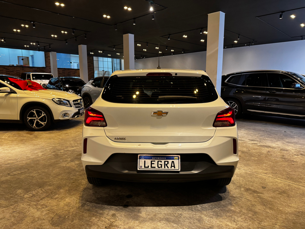 Chevrolet Onix Branco
