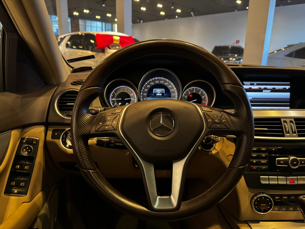 Mercedes Benz C-200 Branco