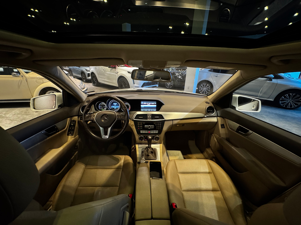 Mercedes Benz C-200 Branco