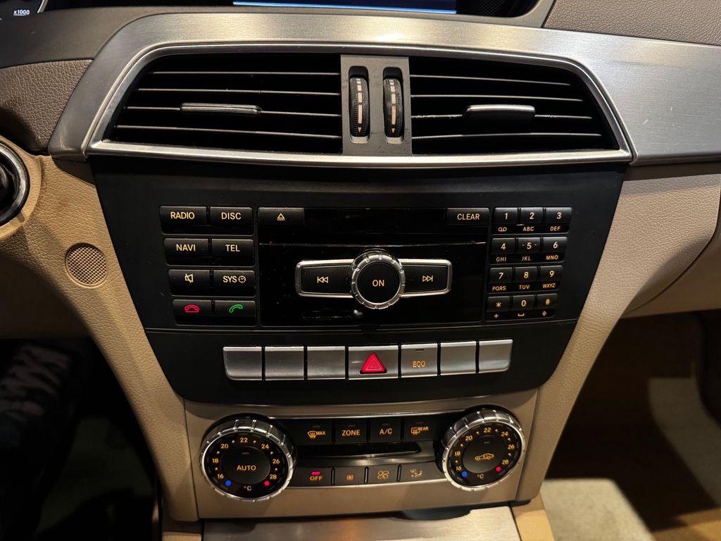 Mercedes Benz C-200 Branco