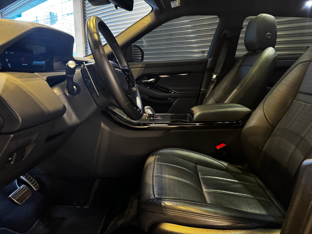 Land Rover Range Rover Evoque Preto